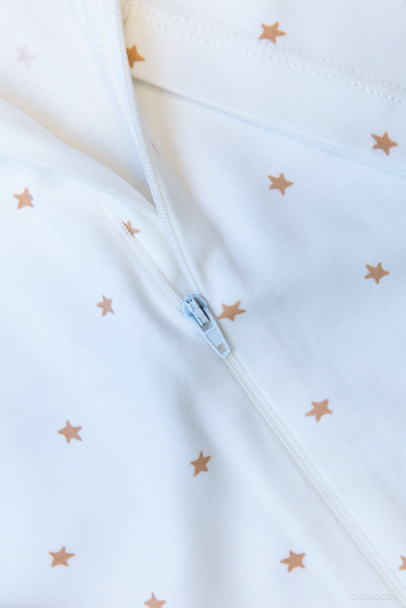 Outseam Newborn Sleep Cocoon Brown Stars — detail view 2