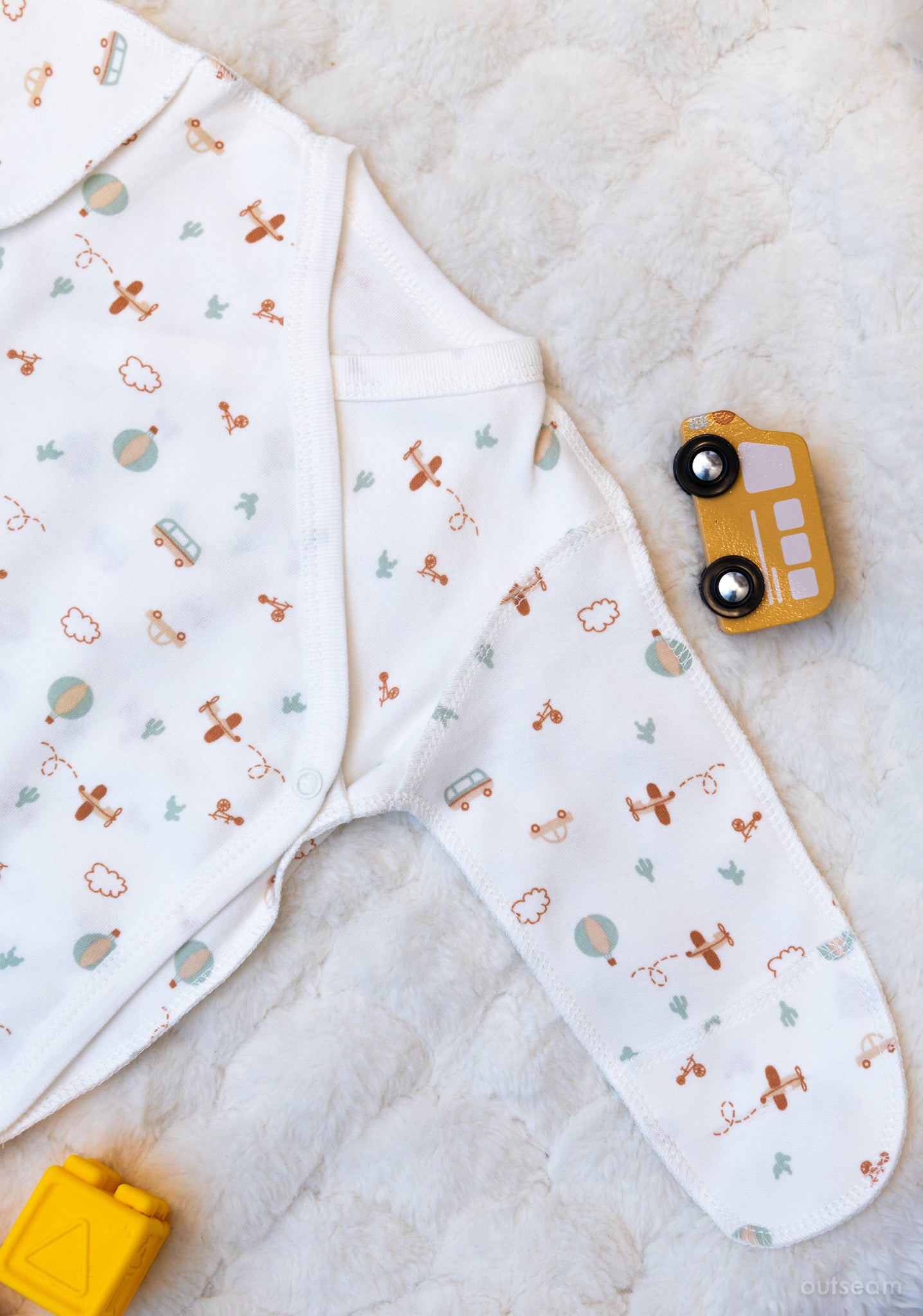 Outseam Bodysuit Airplane — detail view 3